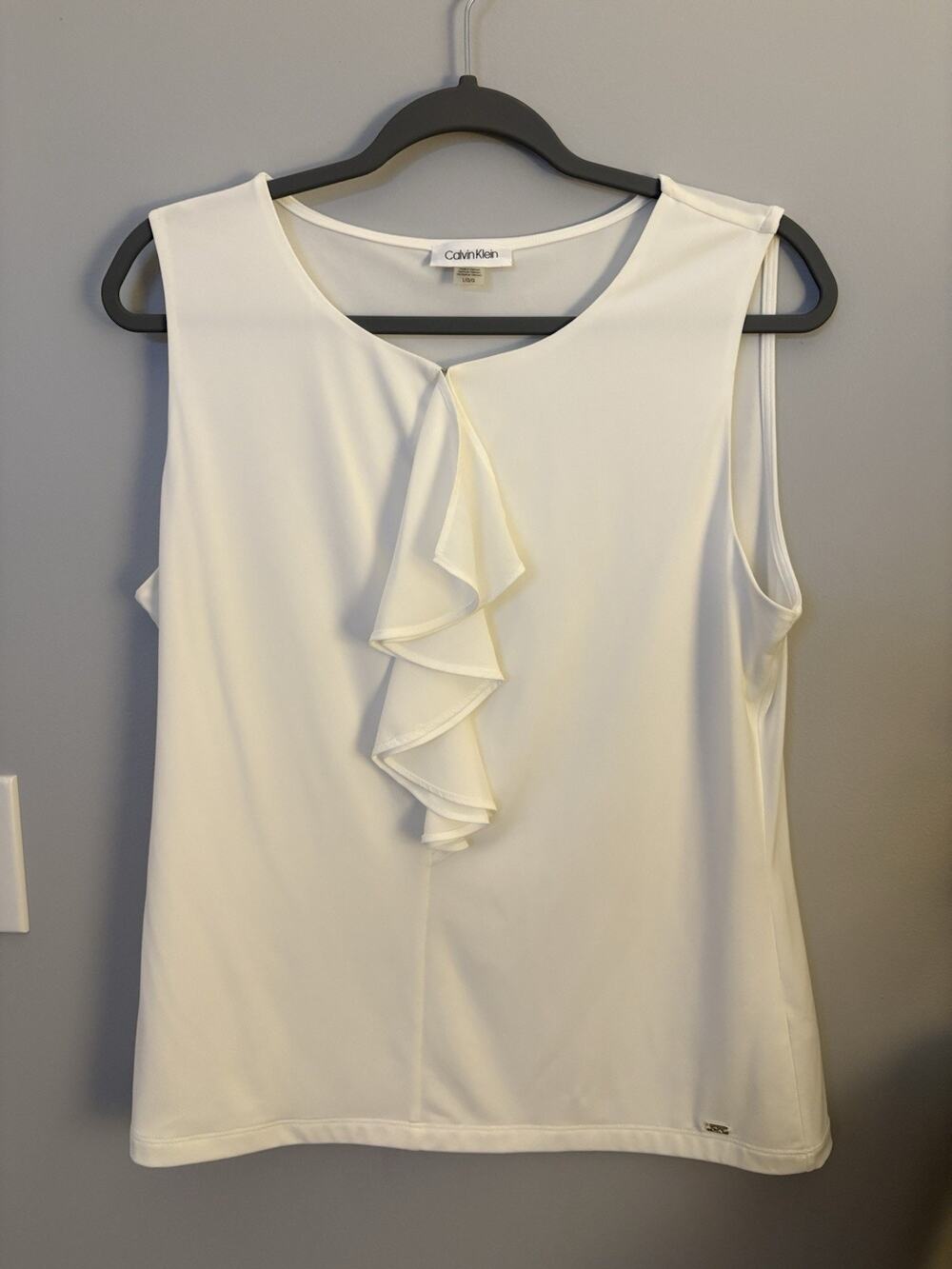 Calvin Klein Ivory Sleeveless Ruffle Front Career Blouse Stretch Top Women’s L